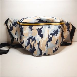 VINTAGE Camo Fanny Pack Purse M Fanny Pack Blue